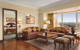 Ramada Plaza By Wyndham Palm Grove